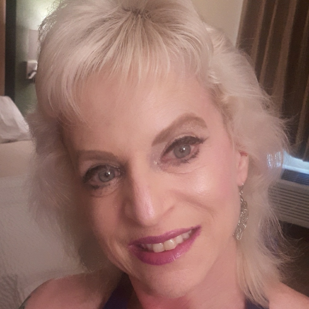 Meet your Posher, Fiona